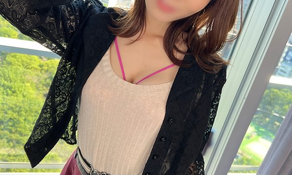 FC2 PPV 3185081 Treasure has been picked up Frustrated lewd body Older sex friend and continuous creampie